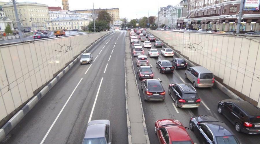 Почему пробки на дорогах. Борьба с дорожными пробками в городах. Большое число машин