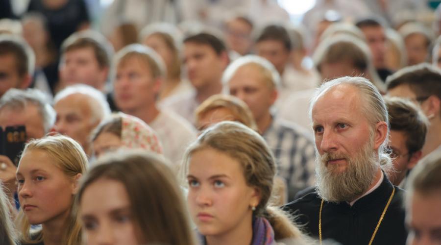 Тихон шевкунов о февральской революции. «Февральская революция: что это было? Царица - немецкая шпионка