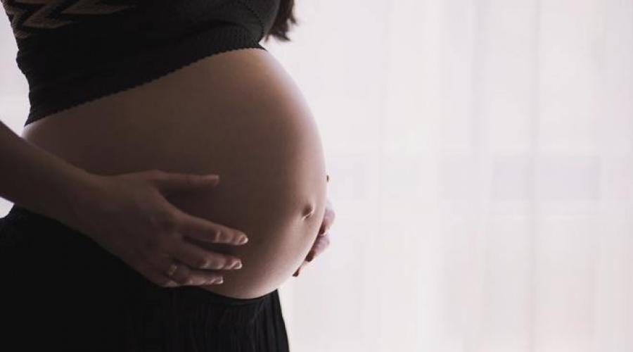 Почему болит живот на ранних стадиях беременности. Боли в животе, сопровождающиеся выделениями могут быть признаком выкидыша. Чем же грозит внематочная беременность